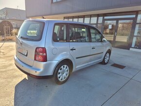 Predám Volkswagen Touran Faclieft 1.9 TDI 77kw M6 r.v.2009 - 2