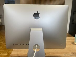 Apple iMac 21.5inch Late 2015 - 2