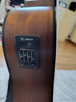 gitara „ALVAREZ“ - 2