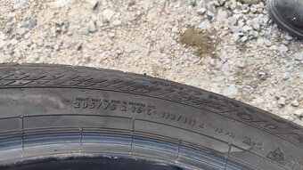 Celoročné pneu Continental  205/75 R16 C - 2