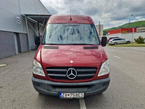 Predám Mercedes-Benz Sprinter 319 CDI AUTOMAT 140 KW...Klima - 2