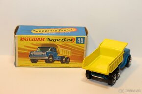 Matchbox SF Dodge dumper truck - 2