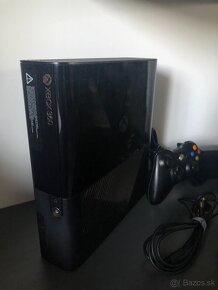 Xbox 360 E - 2