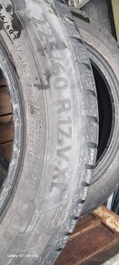 Predam zimné pneumatiky 225/60 R17 - 2