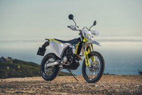 HUSQVARNA ENDURO 701/ 23 - 2