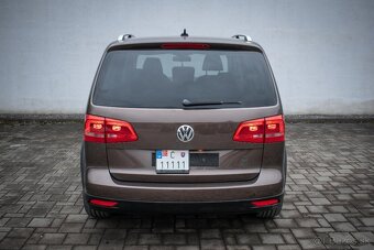 VW Touran Cross 7-miest 2.0TDi 103kw CR webasto panorama led - 2