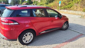 Renault Clio Grandtour (2018, 53 000 km, červená metalíza) - 2