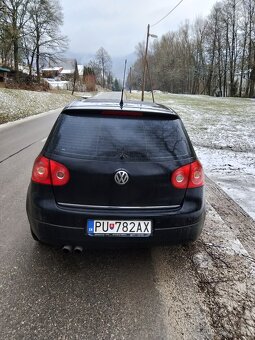 Golf 5 - 2