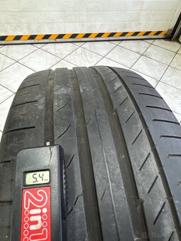 Predám letné 2ks 235/55 R19 CONTINENTAL - 2