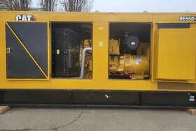 Dieselová elektrocentrála CAT DE 550GC  550 kVA/ 440 kW - 2