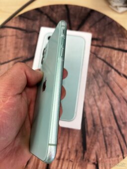 iPhone 11 Green 128 batérie 100% originál top stav - 2