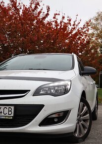 OPEL ASTRA J 1.4 BENZÍN Combi - 2