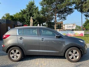 Kia Sportage 1.6 benzin dream edition r.v 2013 top stav - 2