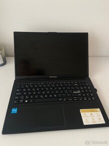 ASUS Vivobook Go 15 - 2