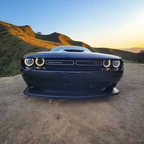 DODGE CHALLENGER R/T 5.7 V8 2023/3 28800km - 2