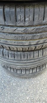 225/60 R17 - 2