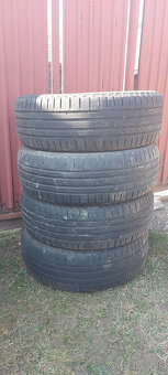 Nokian 225/60 R18 - 2