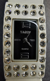 Predám hodinky YAQIN - 2