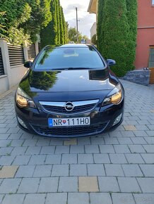 Predám OPEL ASTRA 1.7 CDTI Start/Stop 2012 - 2