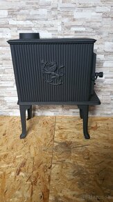 Liatinové kachle Jotul F 602 N čierný lak - 2