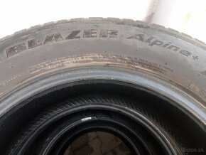 Zimne pneu 215/60 R16 - 2