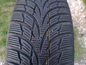 Zimné pneu Nokian 185 60 r15 - 2