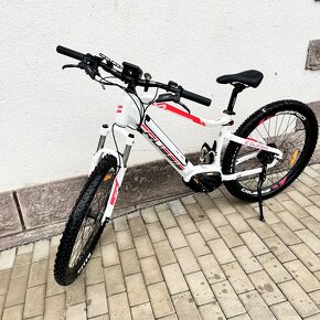 Dámsky horský elektrobicykel Crussis - 2