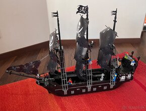 Piráti z Karibiku (KAZI ako lego)krásna veľká loď - 2