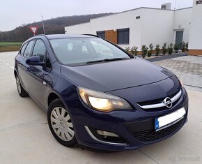 Opel Astra J Sport-Tourer Combi 1.7 CDTI 81kw r.v.2015 - 2