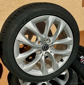 5x112 R17 7,5J ET54 VW + 225/45 R17 zimné (2024) - 2