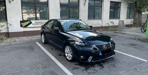 Lexus IS300H - 2