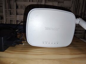 WIFI ROUTER TENDA - 2