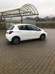 Yaris Automat rok 2017 nova Stk Ek 103 tis km - 2