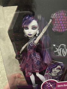 Monster High Spectra Vondergeist Dot Dead Gorgeous - 2