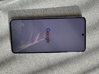 Google Pixel 8 Pro 128GB v modrej farbe - 2