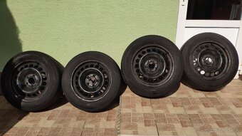 Originálne kolesá Audi (letné) - plechové disky 5x112 R16 7J - 2