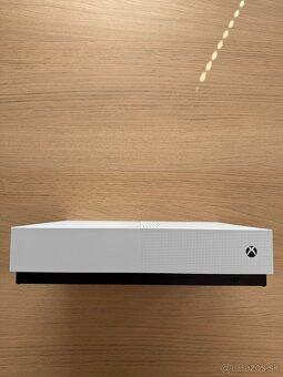 Xbox One S Digital 1TB - 2