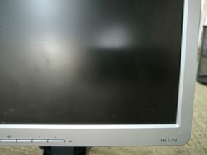 LCD monitor 1740 - 2