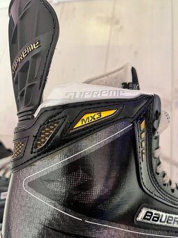 BAUER SUPREME TOTALONE MX3 VEĽKOSŤ 11D - 2