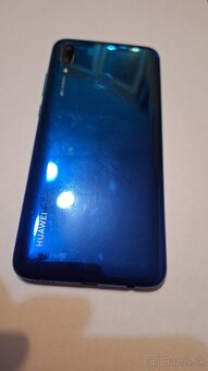 Huawei P smart 2019 na nahradne diely s krabicou - 2