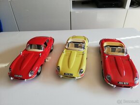 1:18 Bburago Jaguar "E" 1961 - 2