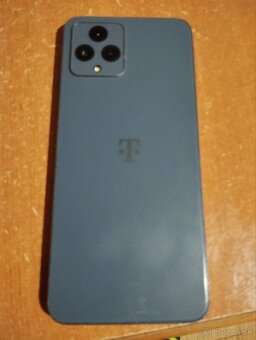 t phone 5g - 2