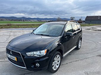 Mitsubishi Outlander 2.2 DI-D 4x4 7miest webasto navi xenon - 2