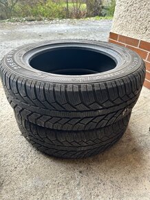 Zimné pneumatiky 215/65 R17 - 2