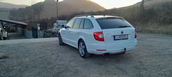 Škoda superb - 2