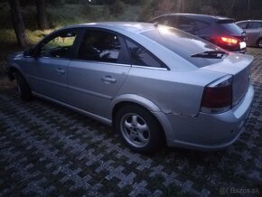 Predám Opel Vectra - 2