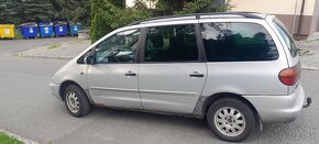 Volkswagen sharan 1.9 tdi 81 kw - 2