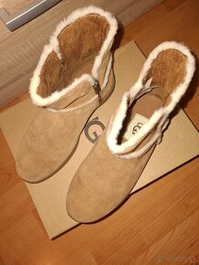 UGG nové - 2