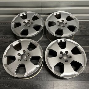 Alu AUDI A3 5x112 17” 8P0601025C - 2