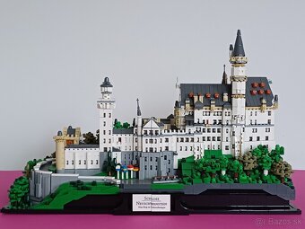 Lego Castle Schloss Neuschwanstein - 2